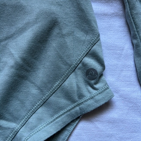 Apana - Picture 3 of 5